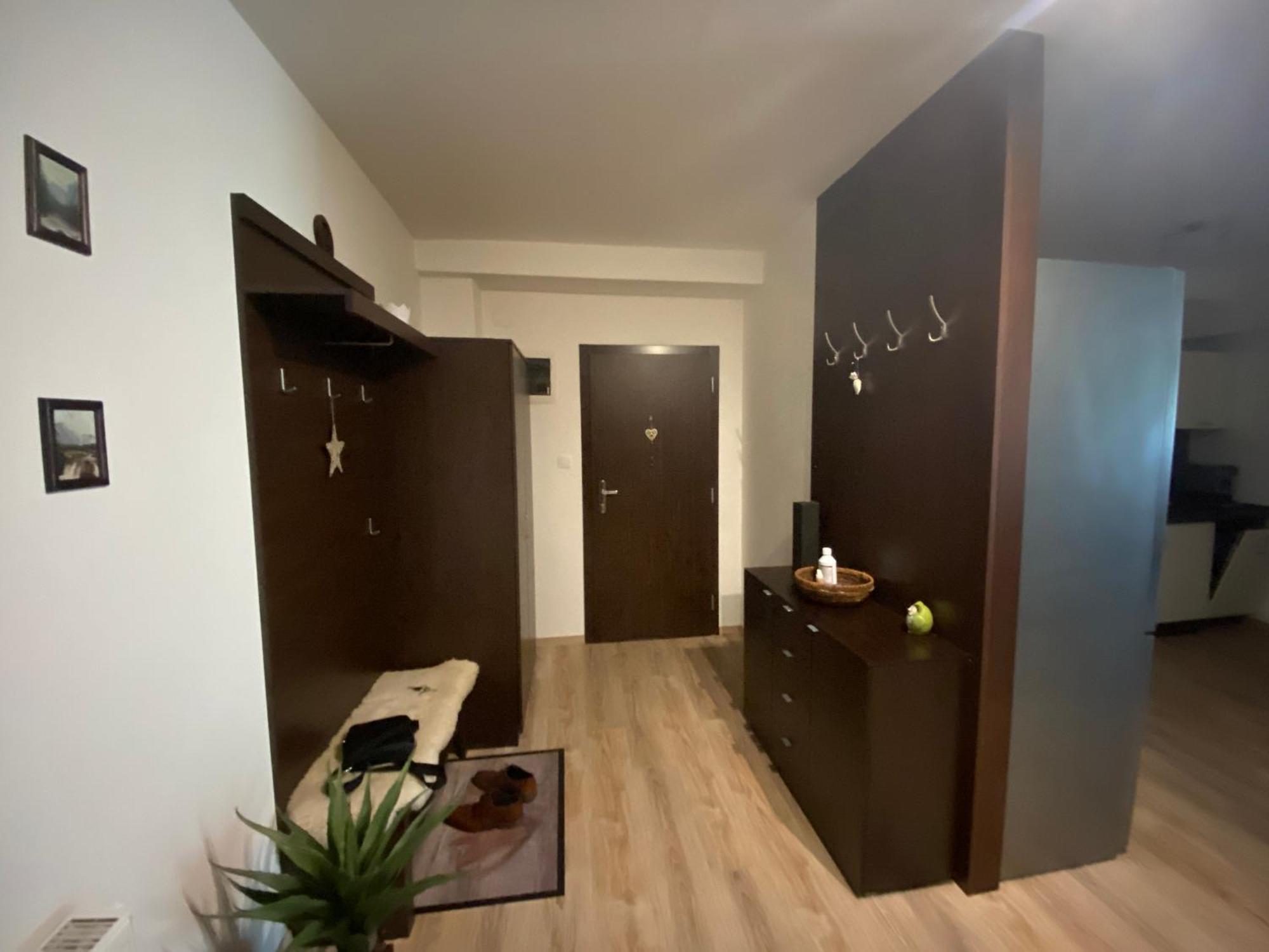 Apartman S Nadhernym Vyhladom Na Tatry Veľký Slavkov Exterior foto